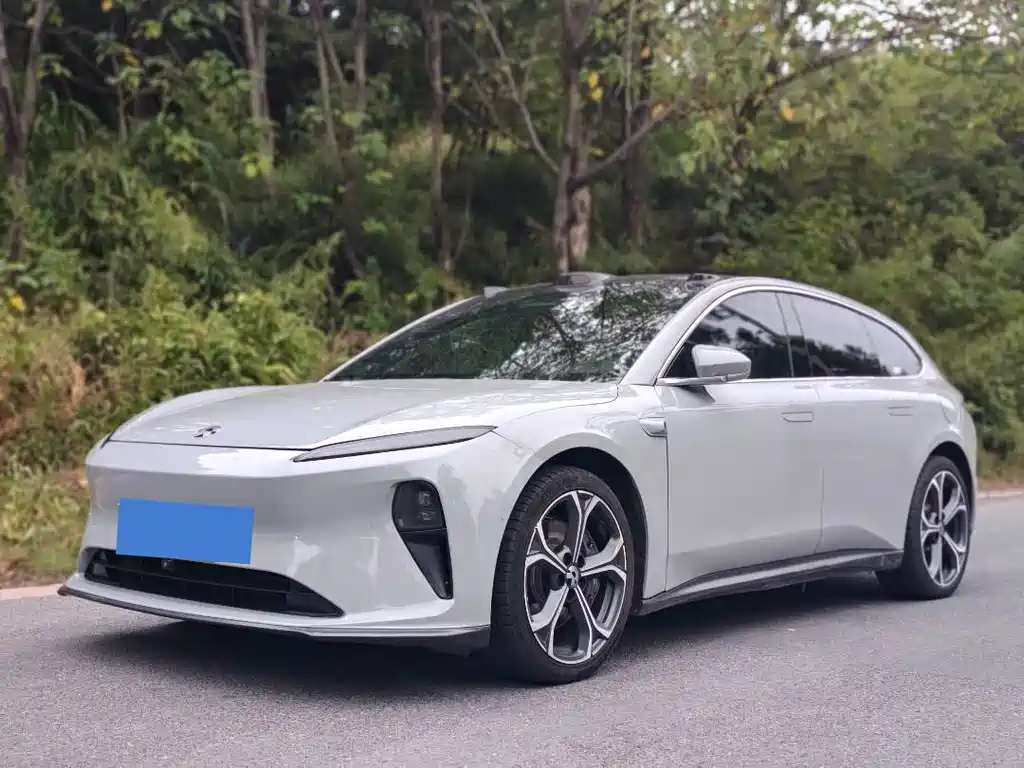 NIO ET5T