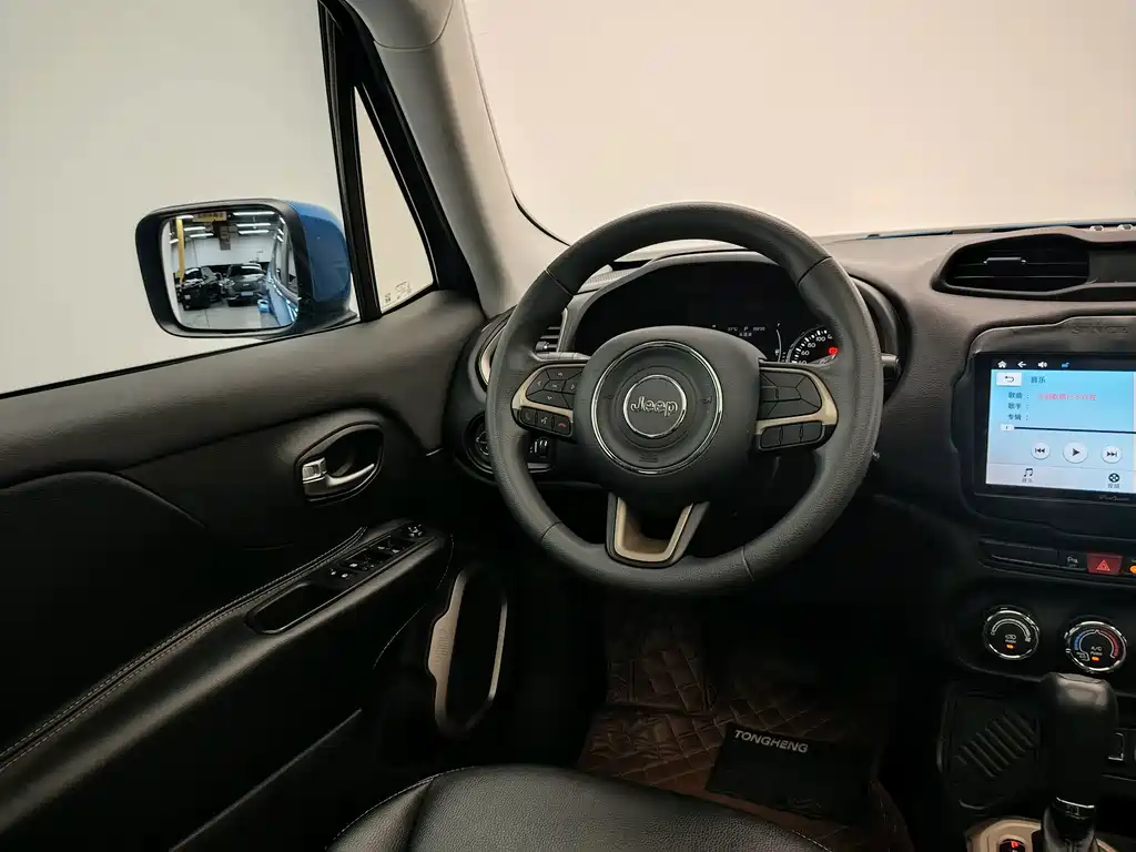 Jeep Renegade — миниатюра 11