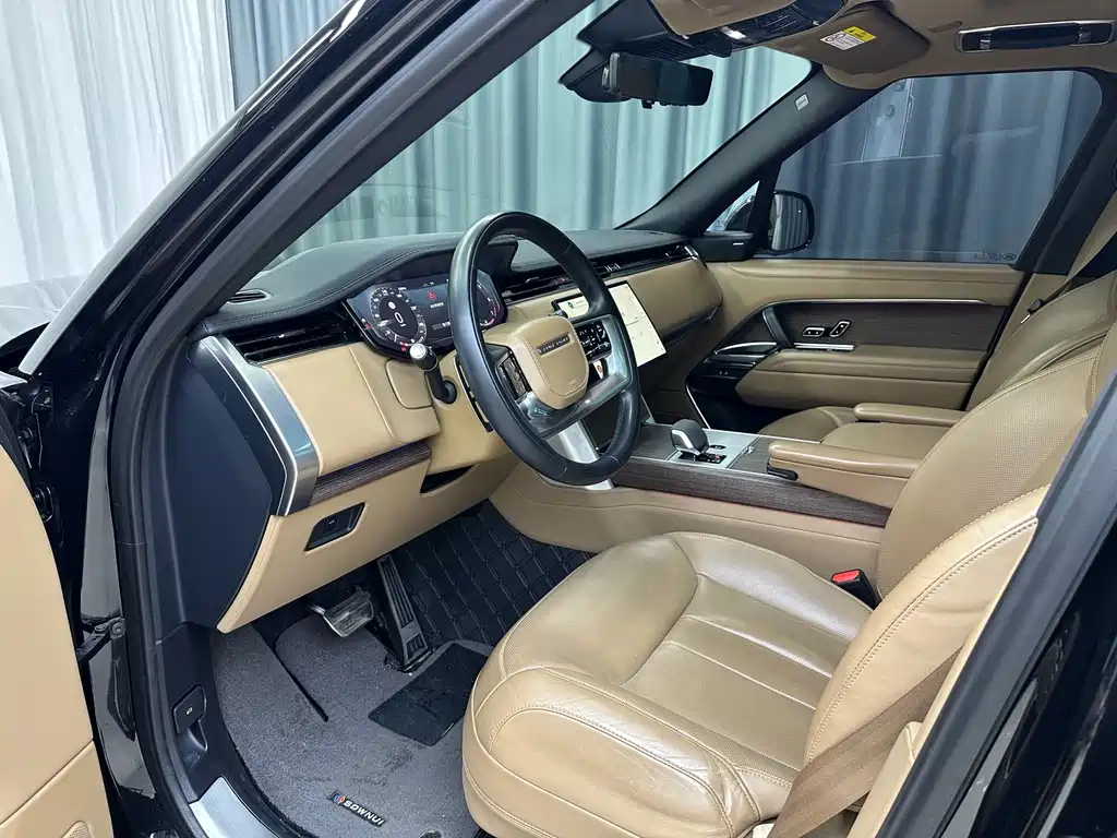 Land Rover Range Rover — миниатюра 4