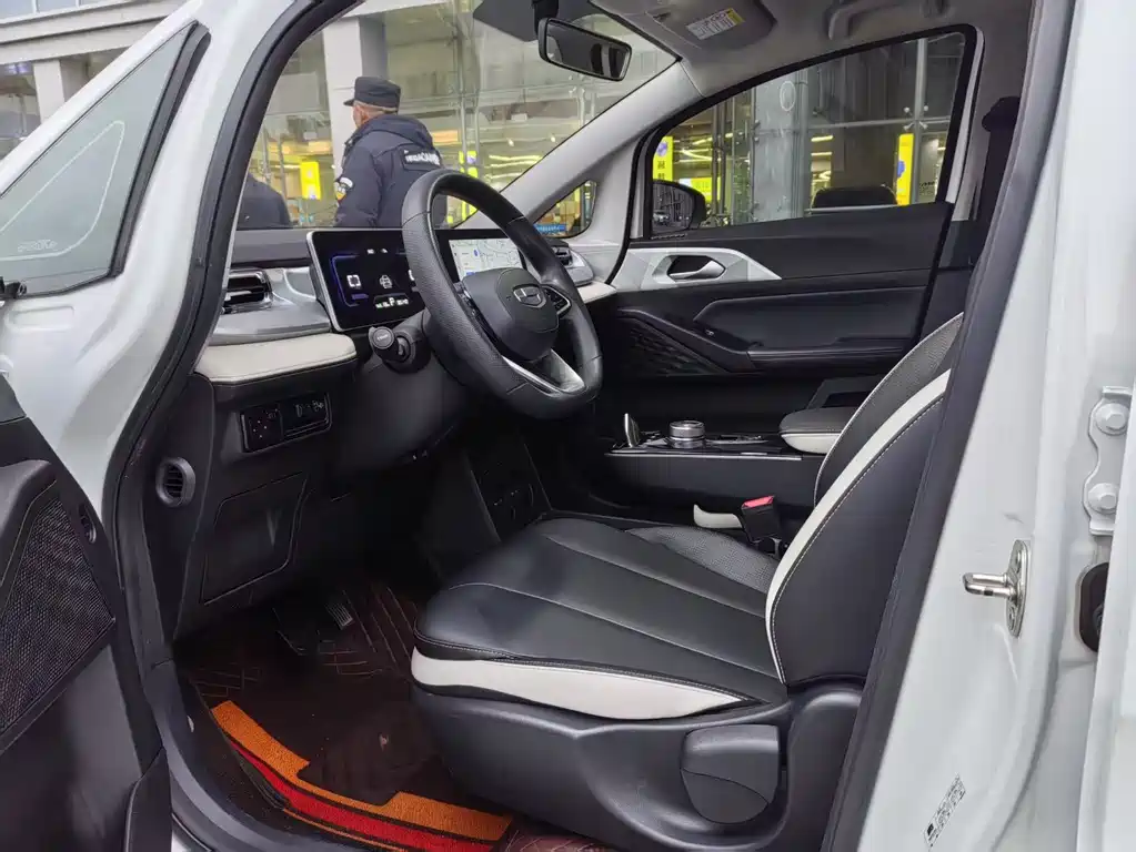 GEELY GEOMETRY E FIREFLY