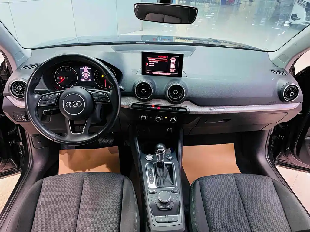 Audi Q2L — миниатюра 9