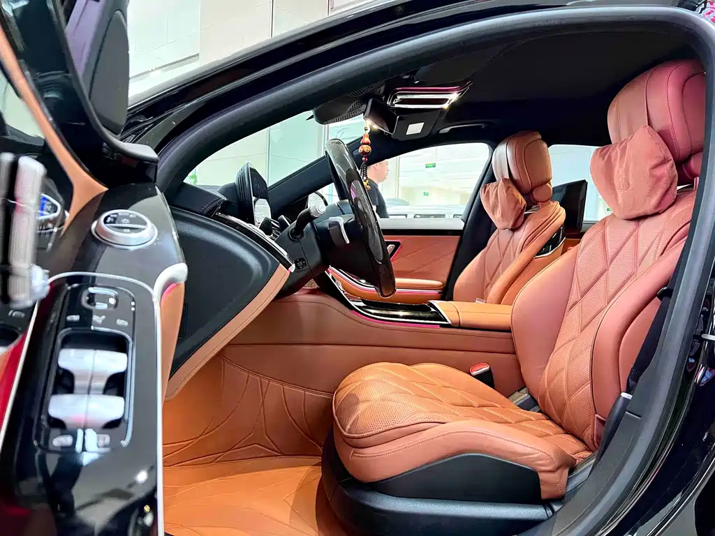 Mercedes-Benz S-Class — миниатюра 7