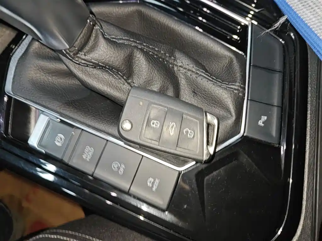 Volkswagen Tayron 2023 330TSI Luxury Plus