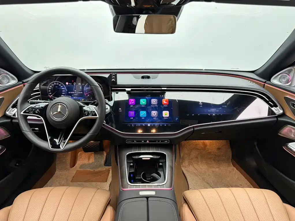 Mercedes-Benz E-Class — миниатюра 10