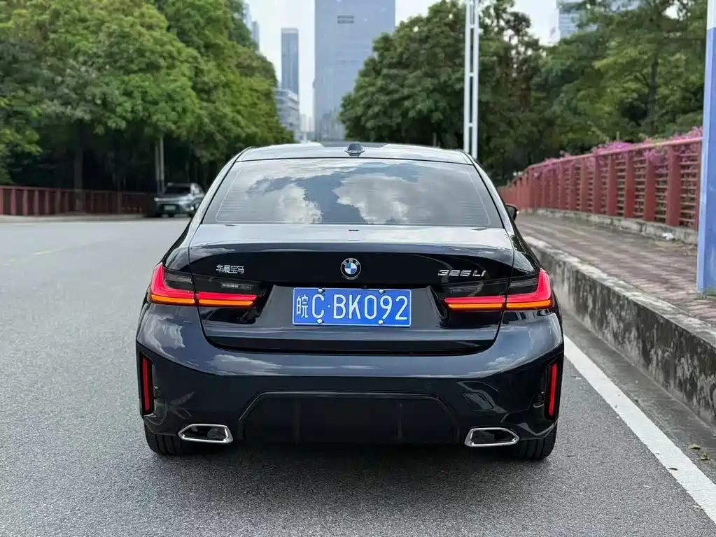 BMW 3 Series — миниатюра 7