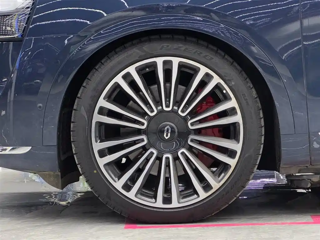 AITO ASK THE WORLD M9