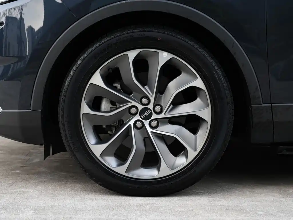 Lincoln Nautilus 2021 2.0T Premium
