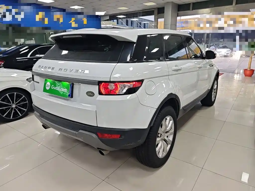 Land Rover Evoque — миниатюра 7