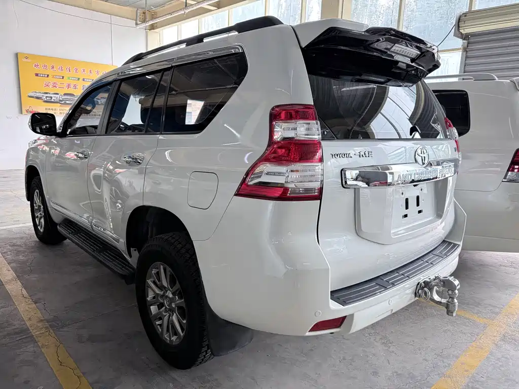 Toyota Prado — миниатюра 16