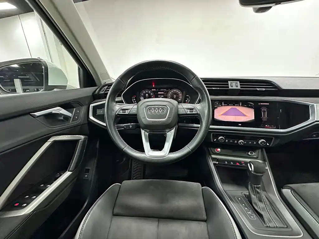 Audi Q3 — миниатюра 13