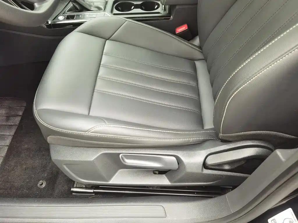 Volkswagen Passat — миниатюра 20