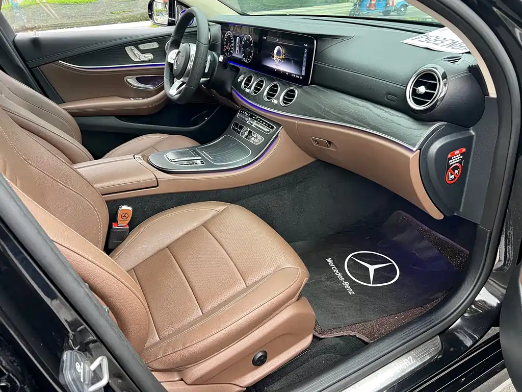 Mercedes-Benz E-Class — миниатюра 16