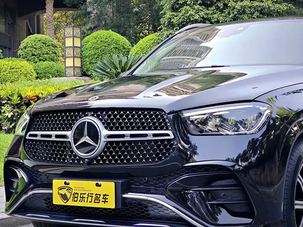 Mercedes-Benz GLE (Import) — миниатюра 5