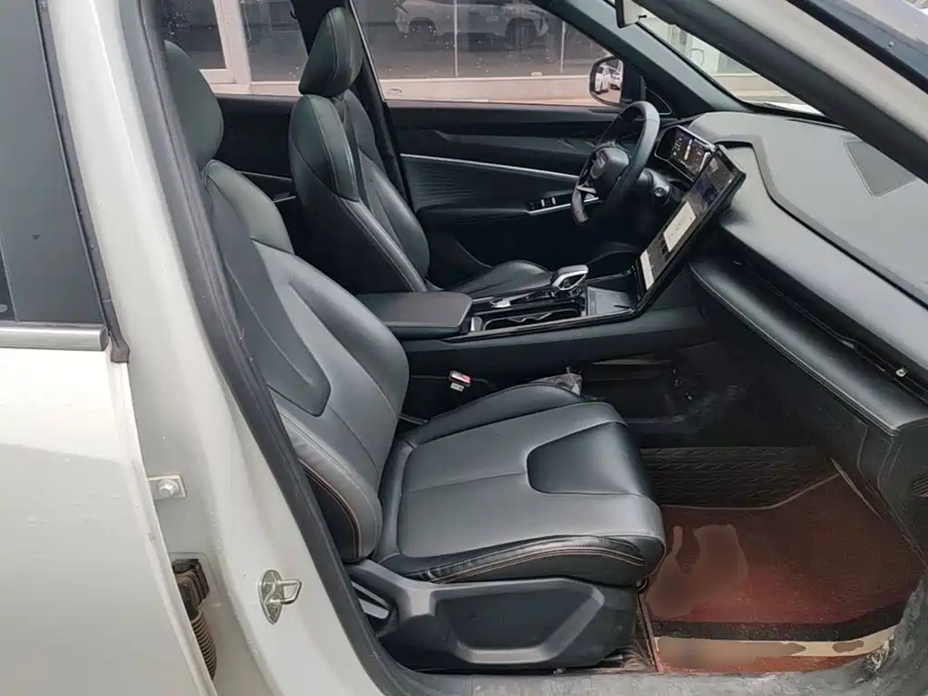 Geely Boyue — миниатюра 25