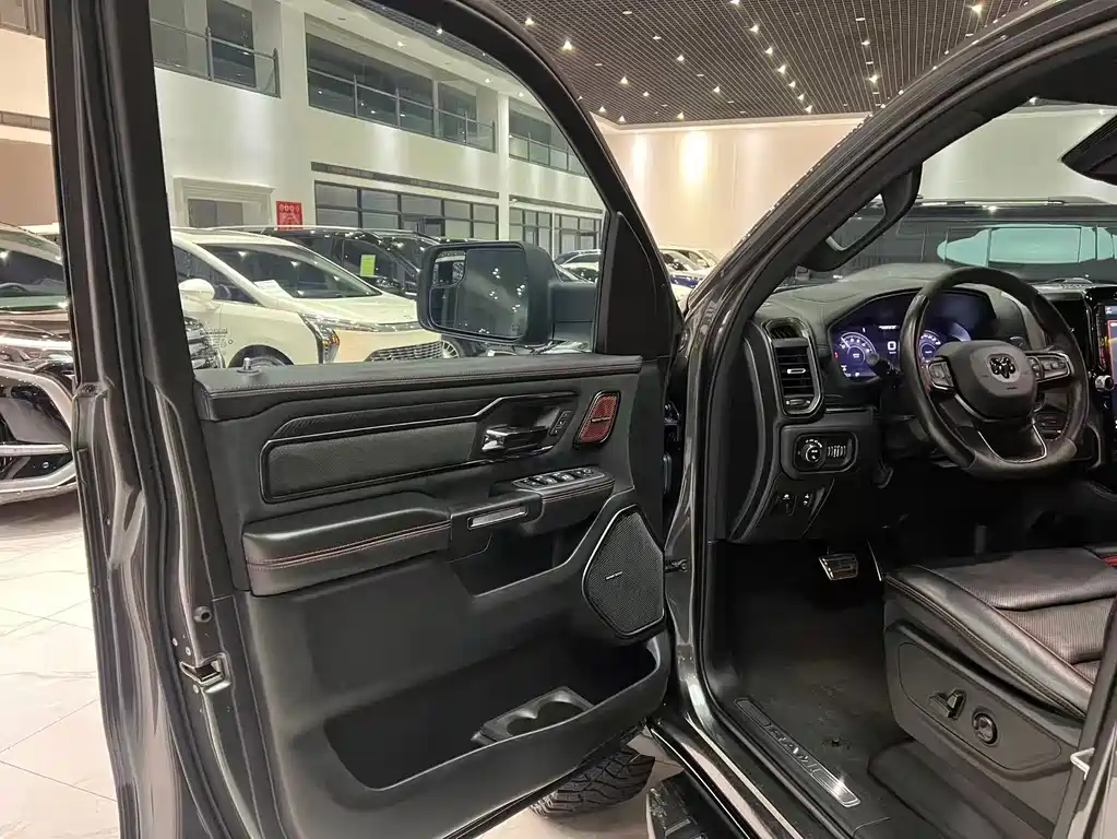 RAM Ram Trucks — миниатюра 6