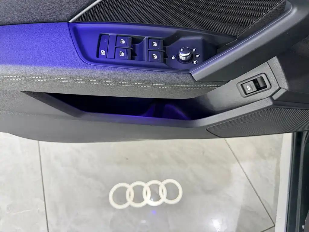 Audi A3 2023 — фото 9