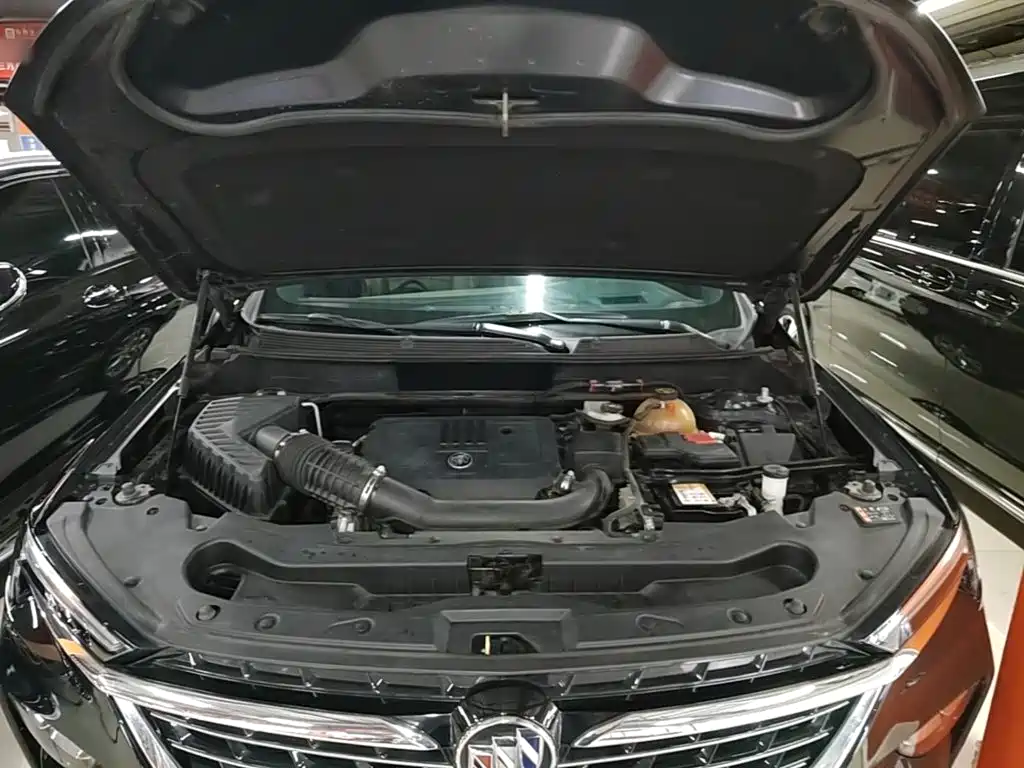 Buick Enclave — миниатюра 20