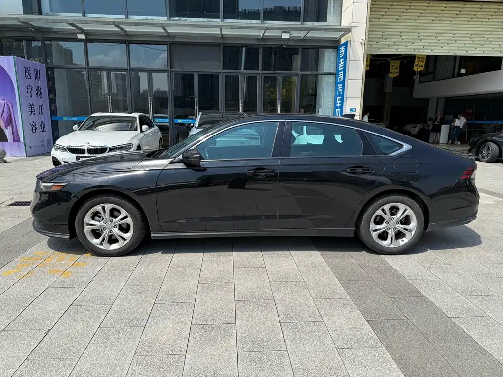 Honda Accord — миниатюра 3