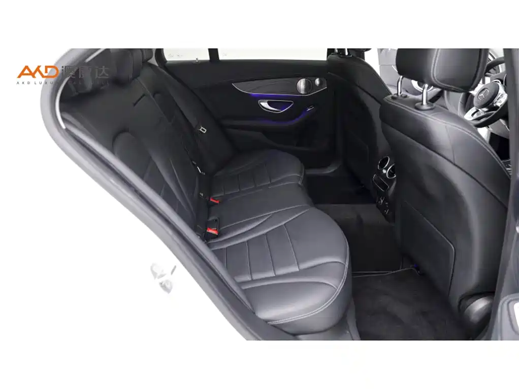 Mercedes-Benz C-Class — миниатюра 8