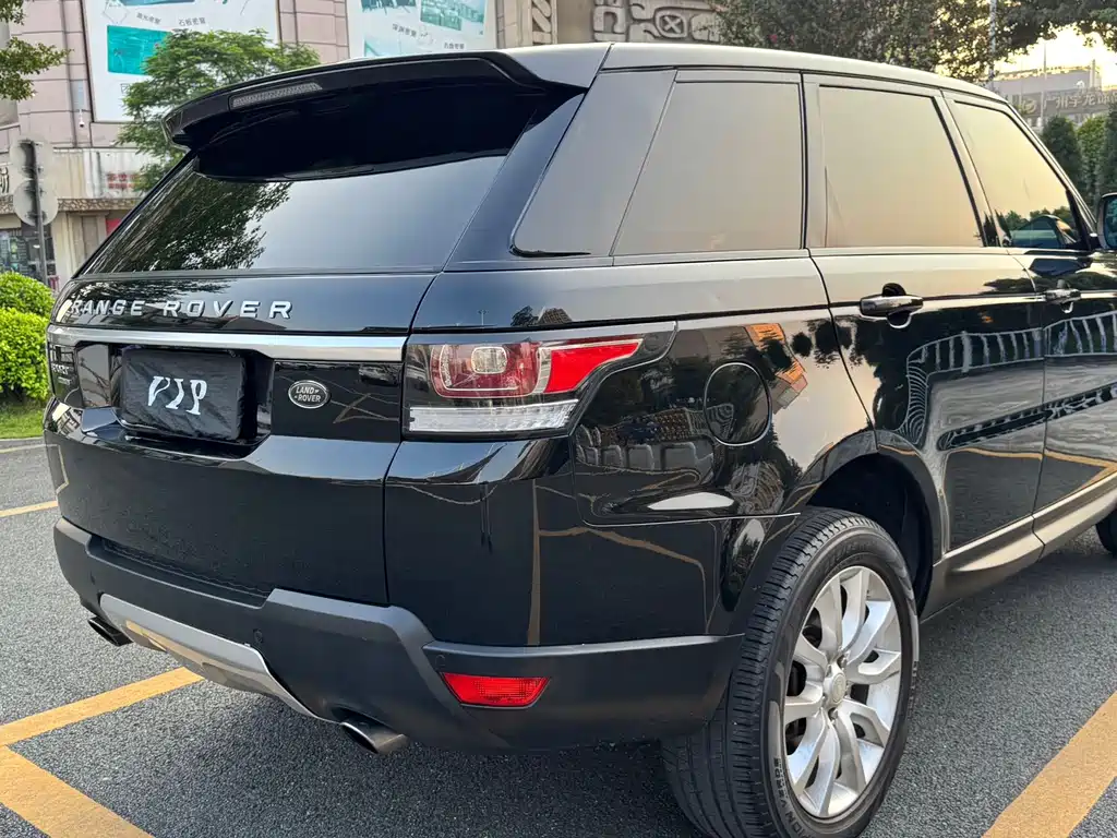 Land Rover Sport — миниатюра 8