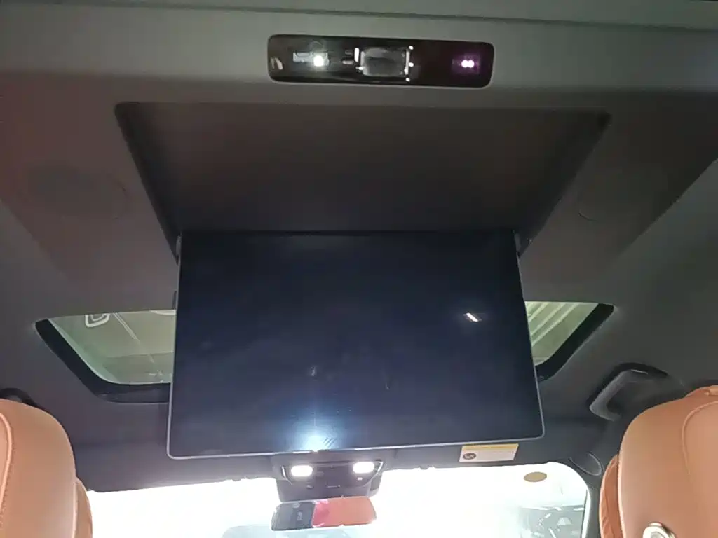 Li Auto Li L8 — миниатюра 18