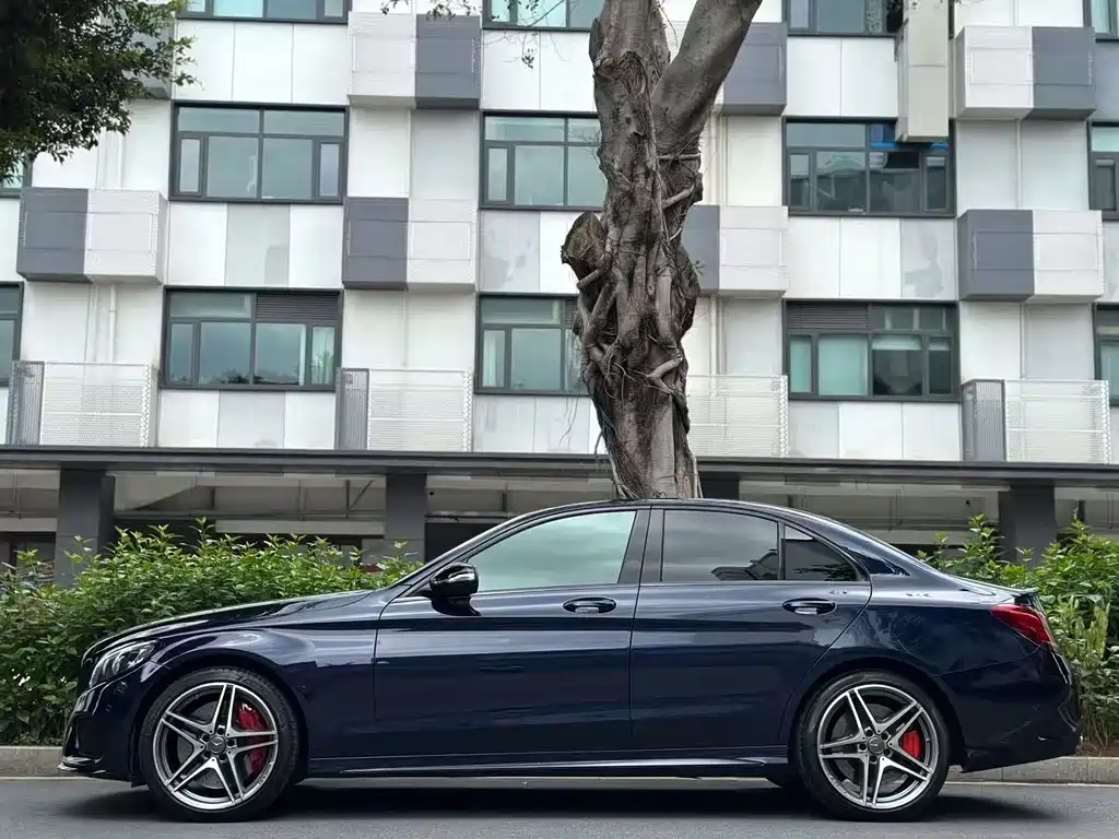 Mercedes-Benz C-Class — миниатюра 3