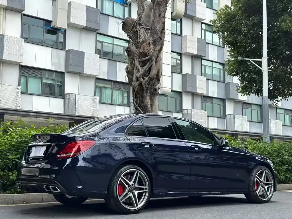 Mercedes-Benz C-Class — миниатюра 8