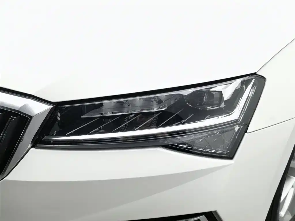 Skoda Superb 2019 TSI280 DSG Standard
