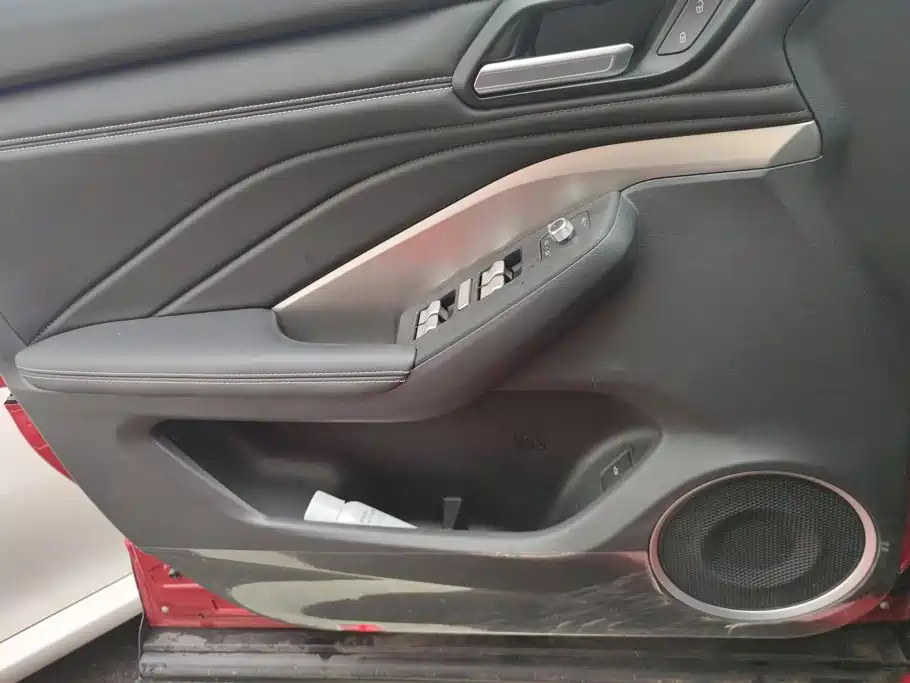 Wey Wey VV6 — миниатюра 7
