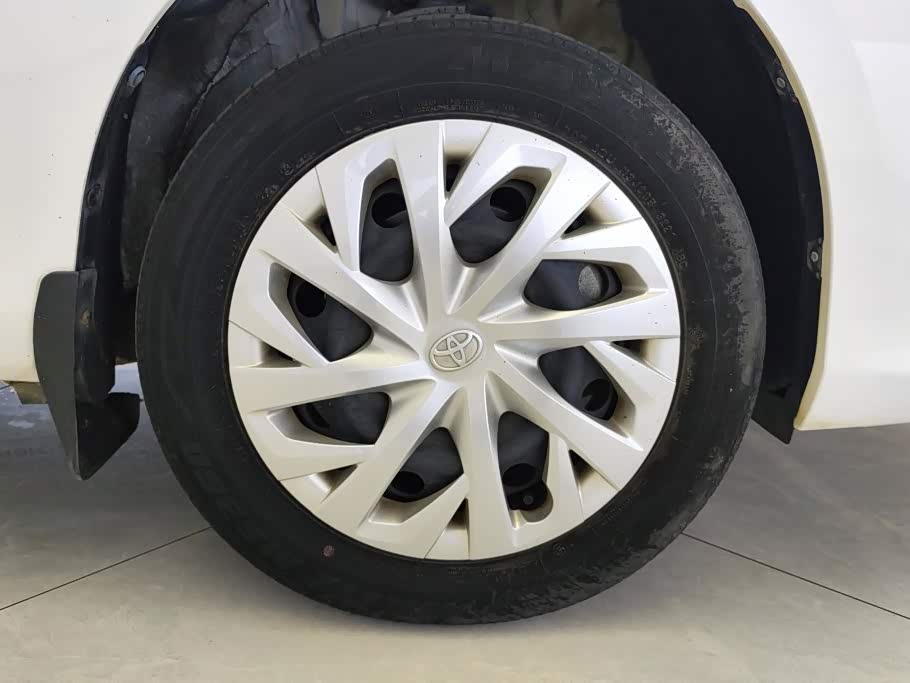 Toyota Vios 1.5 л 2021 г. Белый, пробег 26100 км