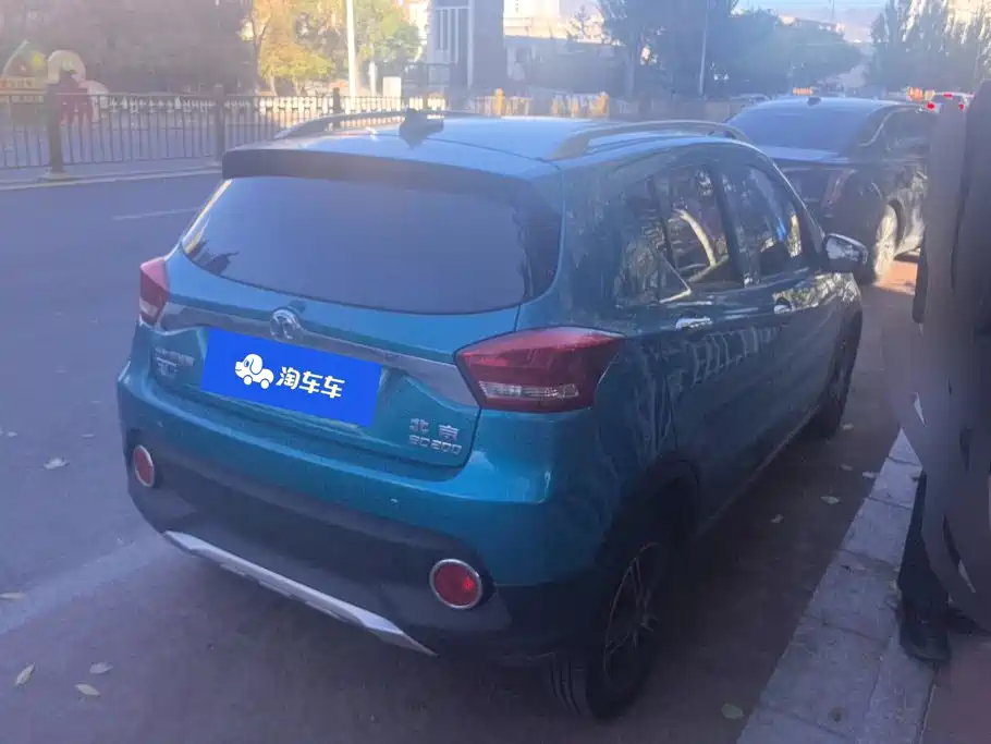BAIC New Energy EC — миниатюра 3