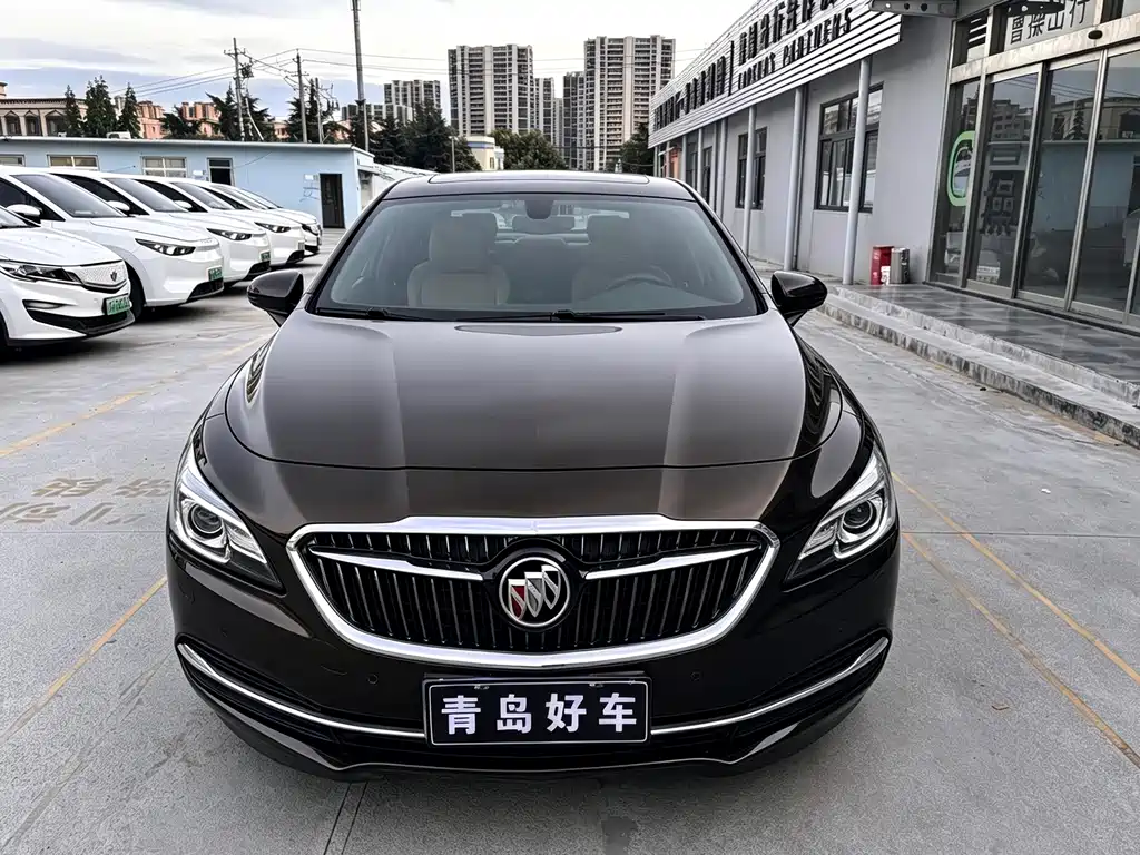 Buick LaCrosse — миниатюра 2