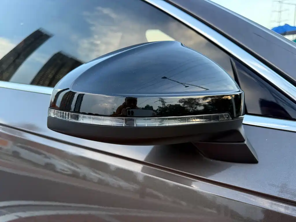 Audi A4L — миниатюра 16