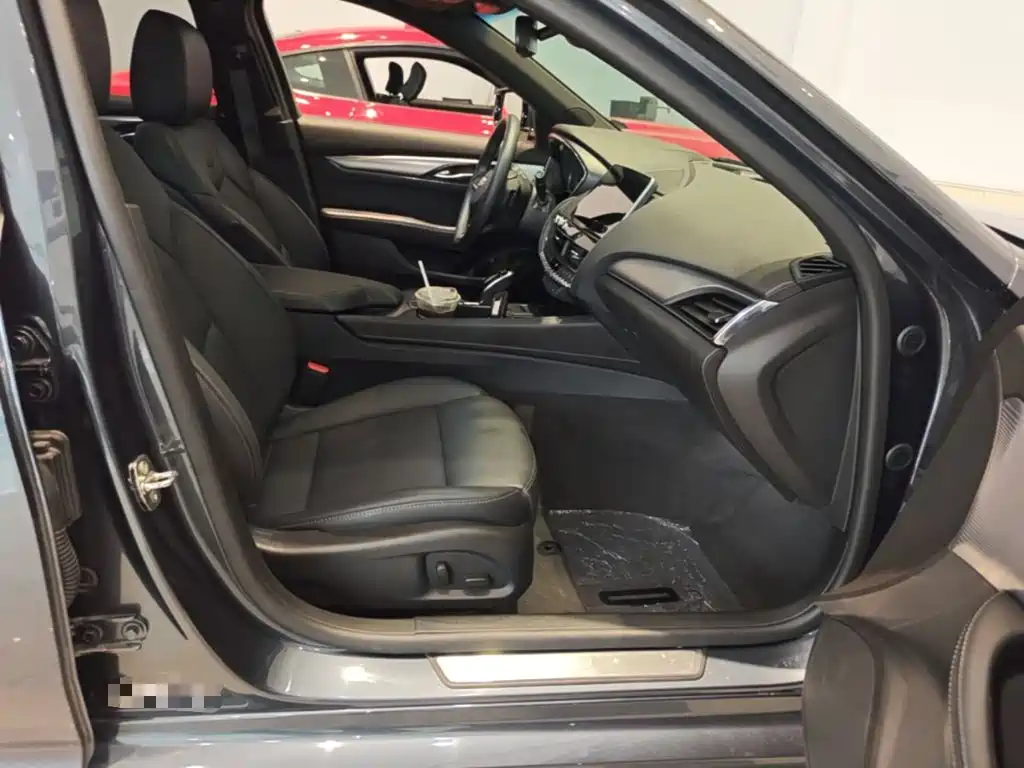 Cadillac CT5 — миниатюра 9