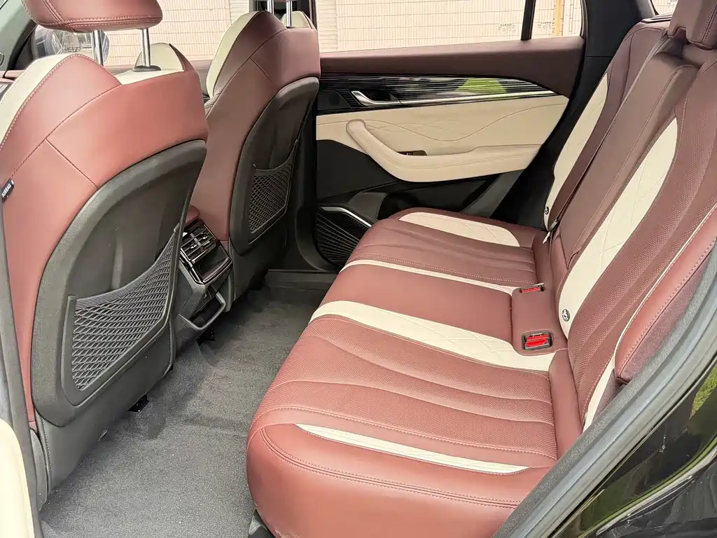 Geely Xingyue L — миниатюра 4