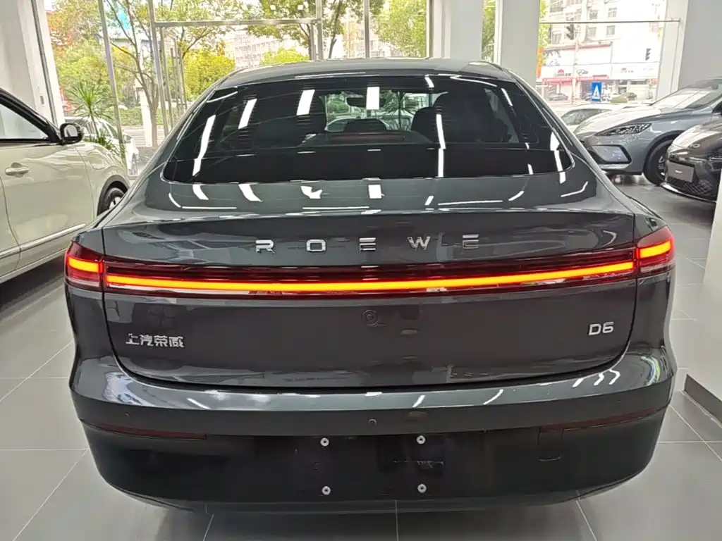 Roewe D6 — миниатюра 6