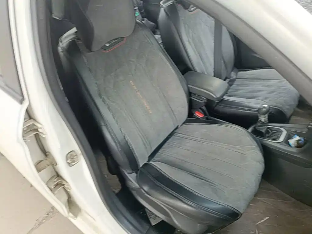 Citroen Elysee — миниатюра 25