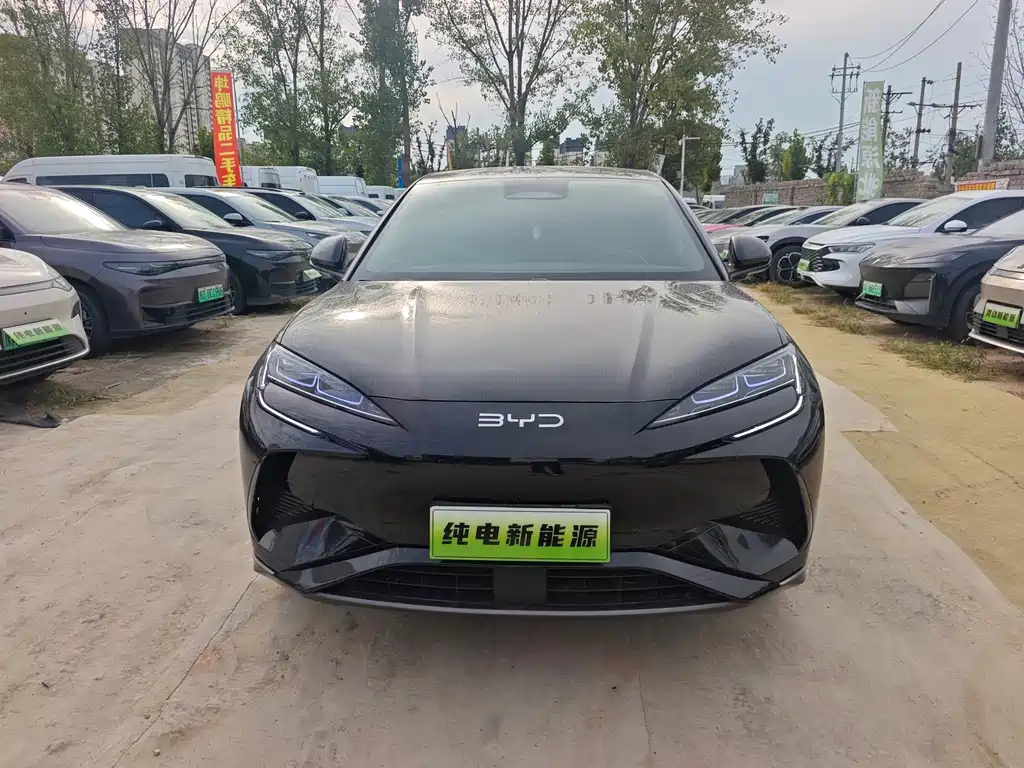 BYD Sealion 07 EV — миниатюра 2