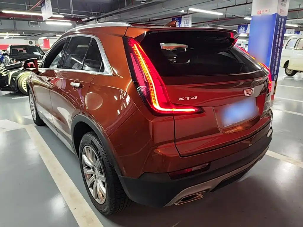 Cadillac XT4 — миниатюра 5
