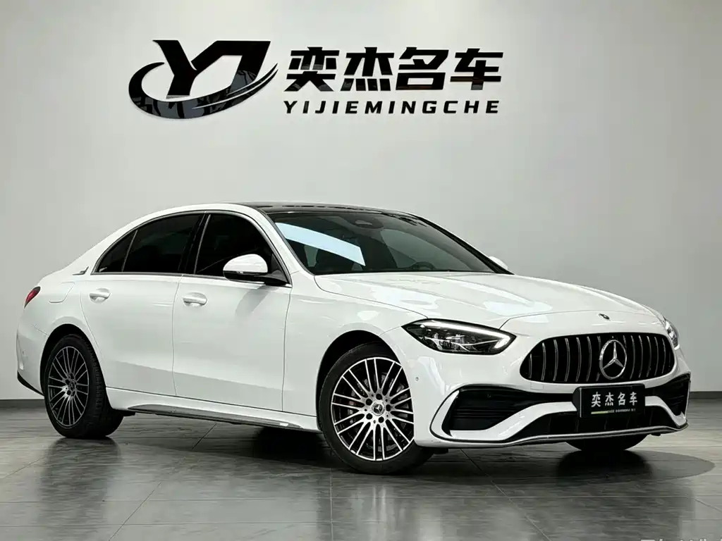 Mercedes-Benz C-Class — миниатюра 3