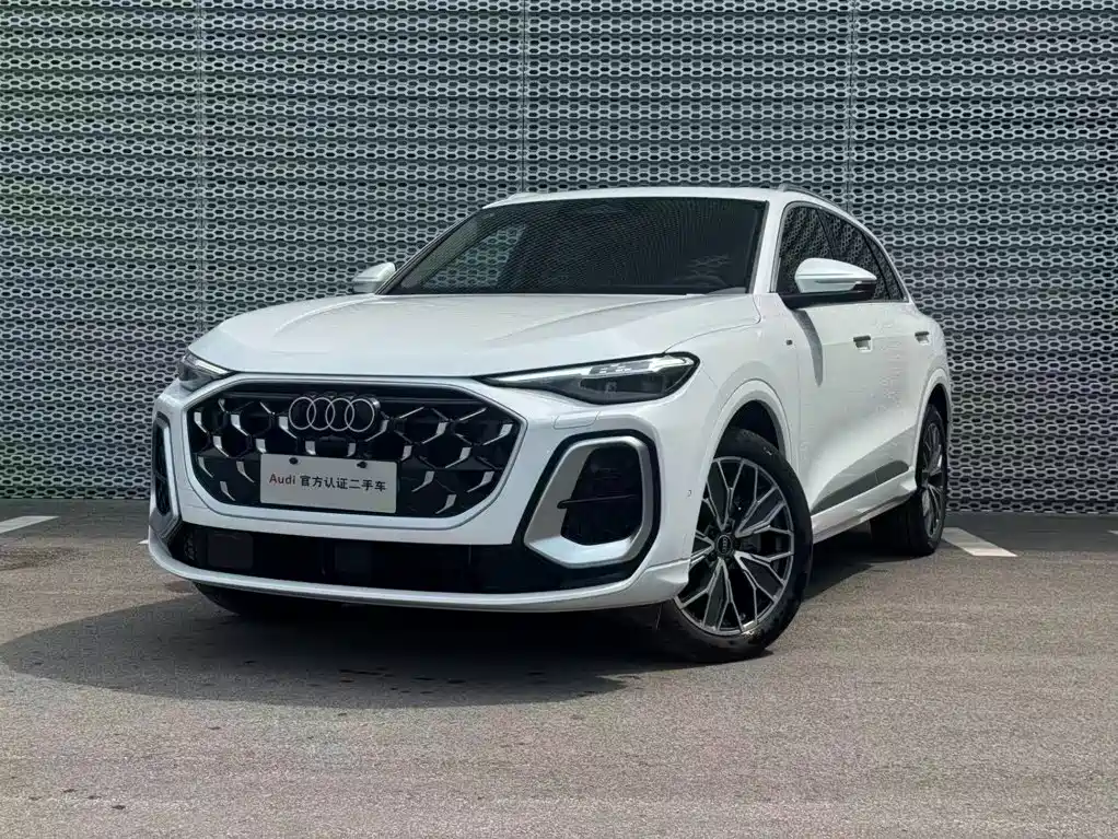 奥迪Q5L 2026款 2.0T 千万用户专享版 2025