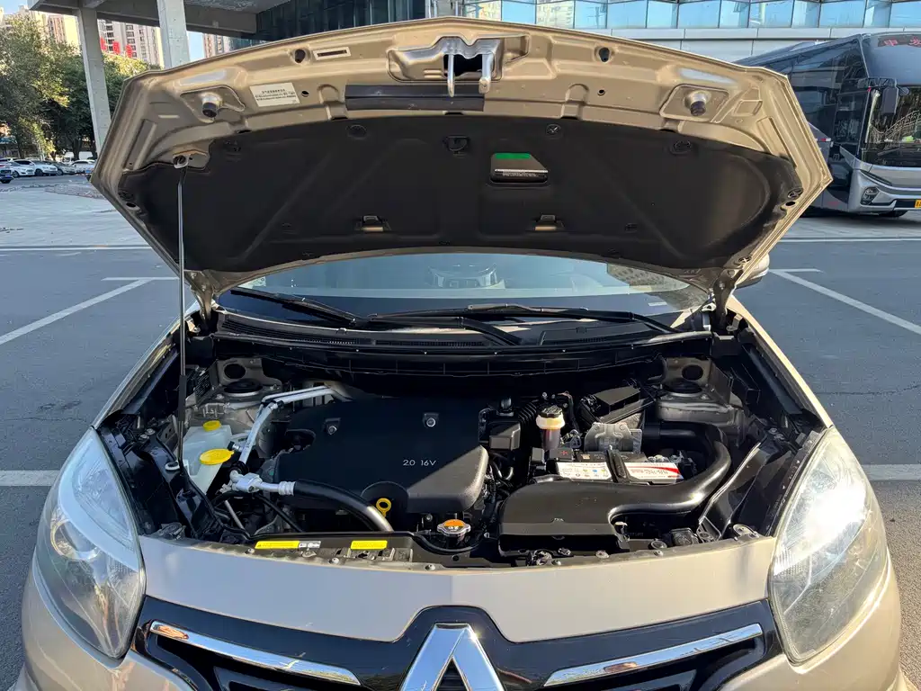 Renault Koleos (Import) — миниатюра 16