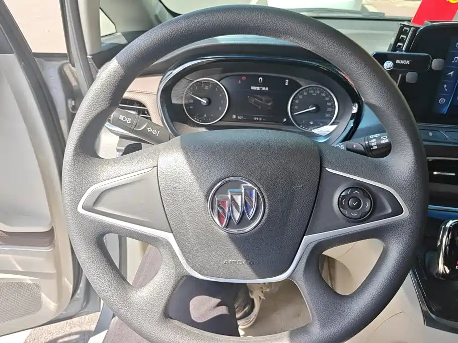 Buick GL8 — миниатюра 15