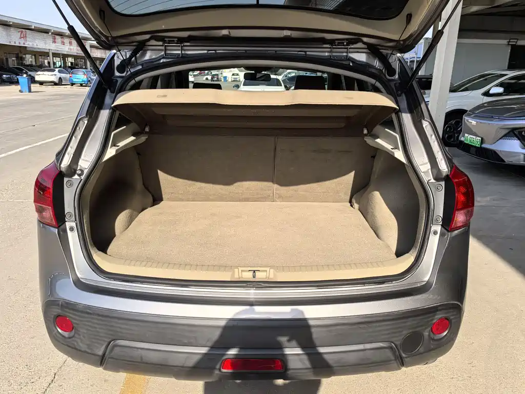 Nissan Qashqai 2012 2.0XV CVT 2WD