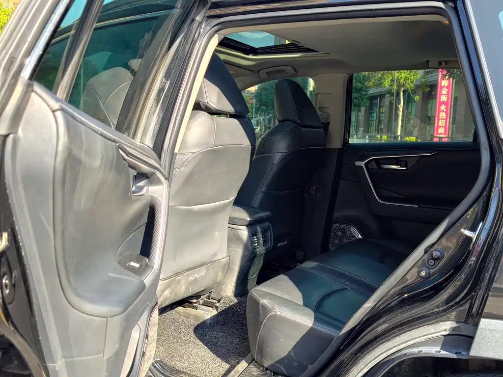 TOYOTA RAV4 RONGFANG