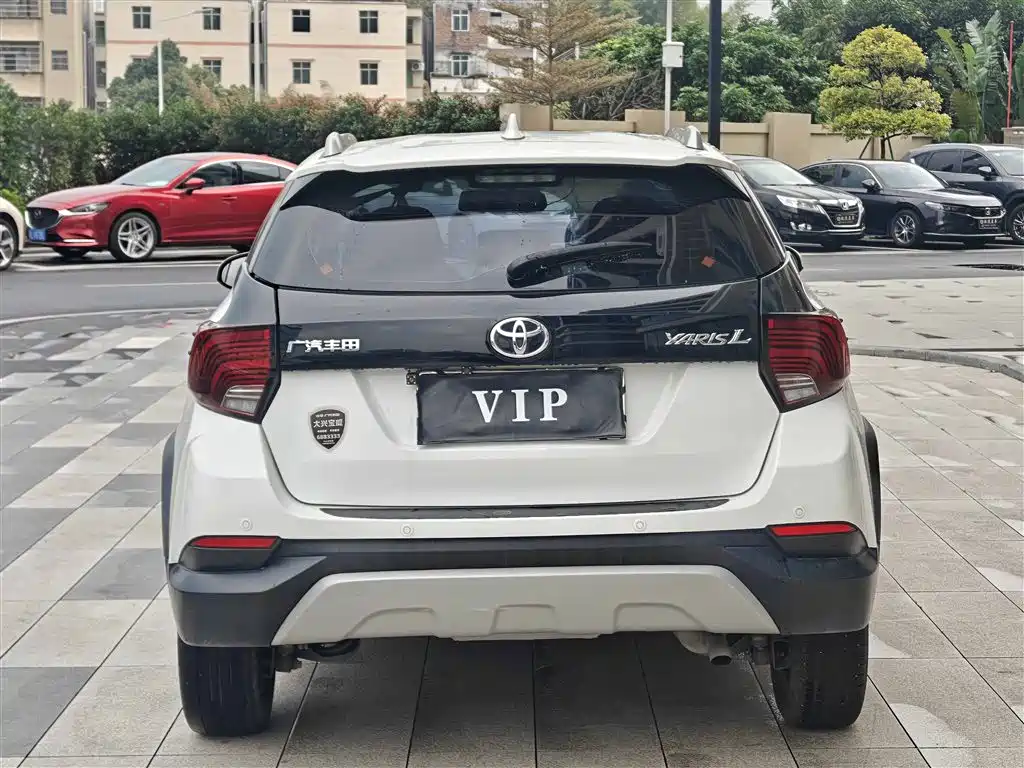TOYOTA YARIS L ZHIXUAN