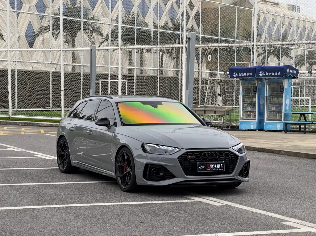 Audi RS 4 2024 RS4 Avant