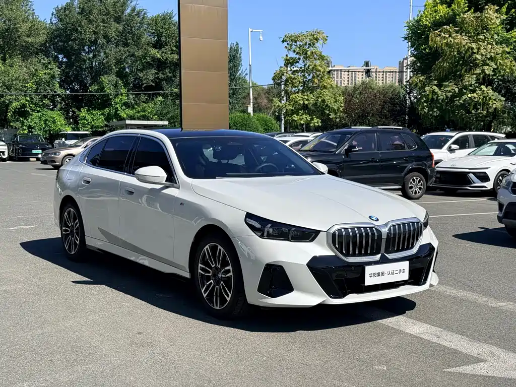 BMW 5 Series 5 2025 530Li xDrive M Sport