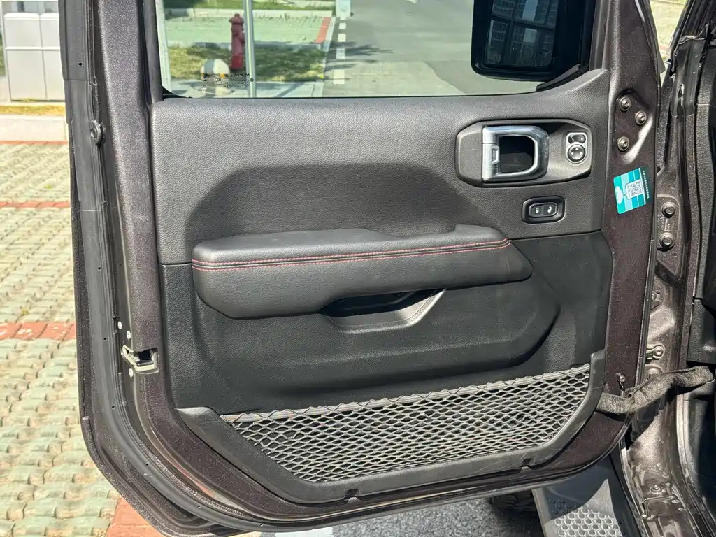 Jeep Wrangler — миниатюра 23