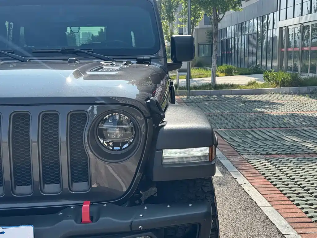 Jeep Wrangler — миниатюра 9
